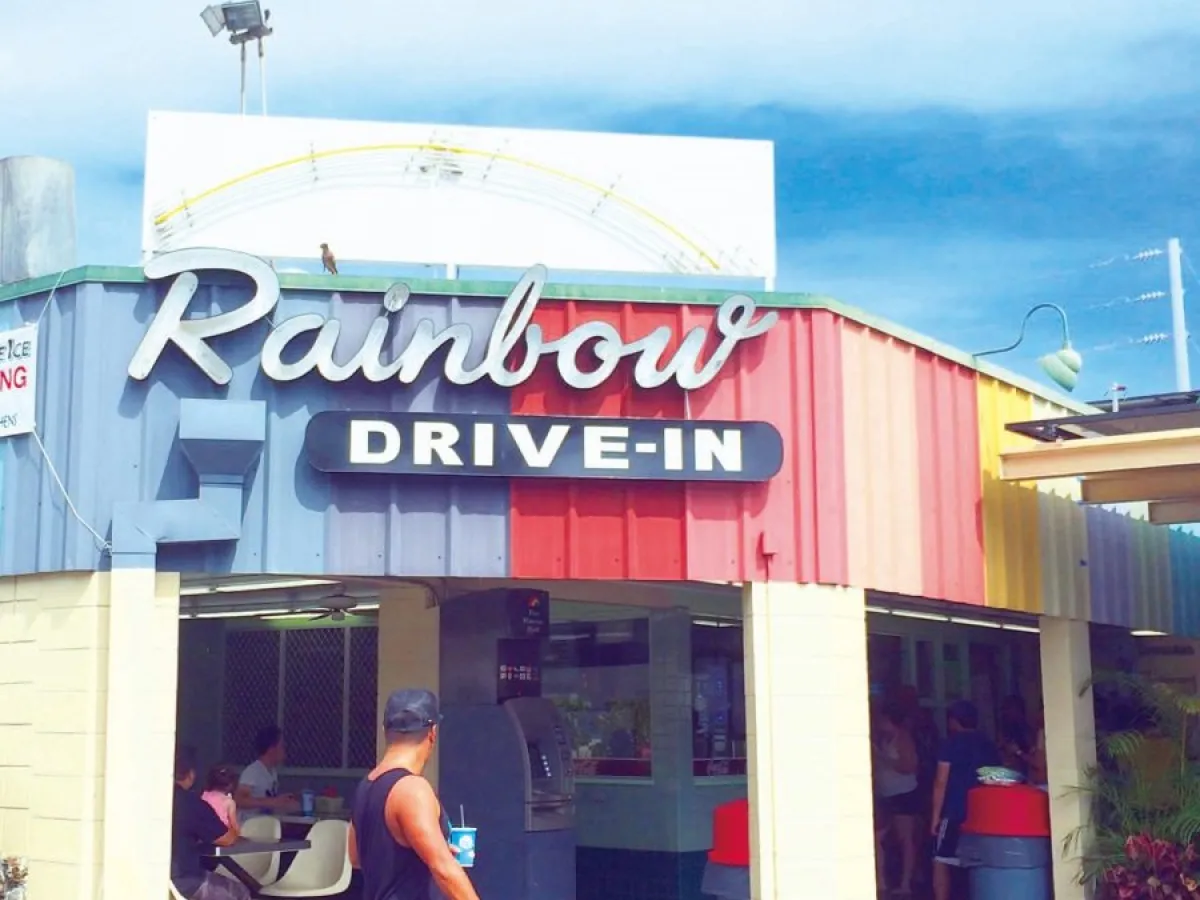 Rainbow drive in with LeaLea Trolley hop-in hop-off Trolley in Honolulu