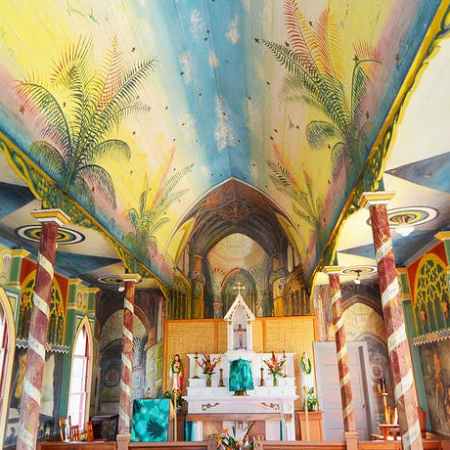 kona painted church