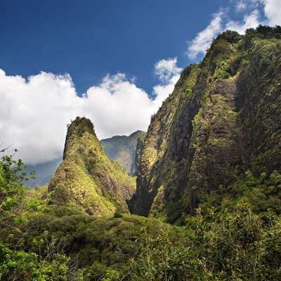 PolyAd - Iao Needle