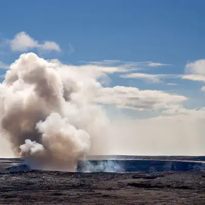PolyAd - Kilauea Thick Smokestack