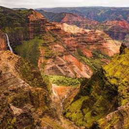 PolyAd - Waimea Canyon and falls