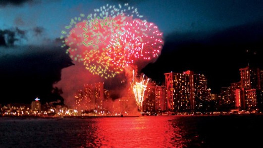red fireworks waikiki cruise