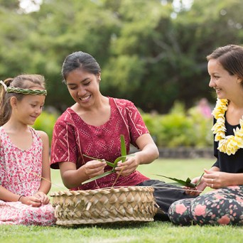 basketweaving lesson