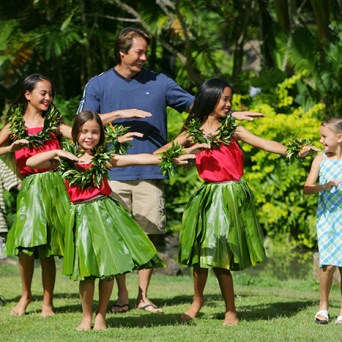 kids hula lesson
