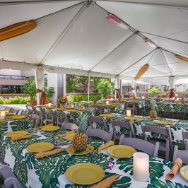 luau buffet