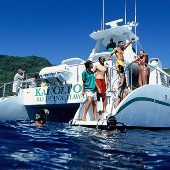 ocean joy cruises - happy people