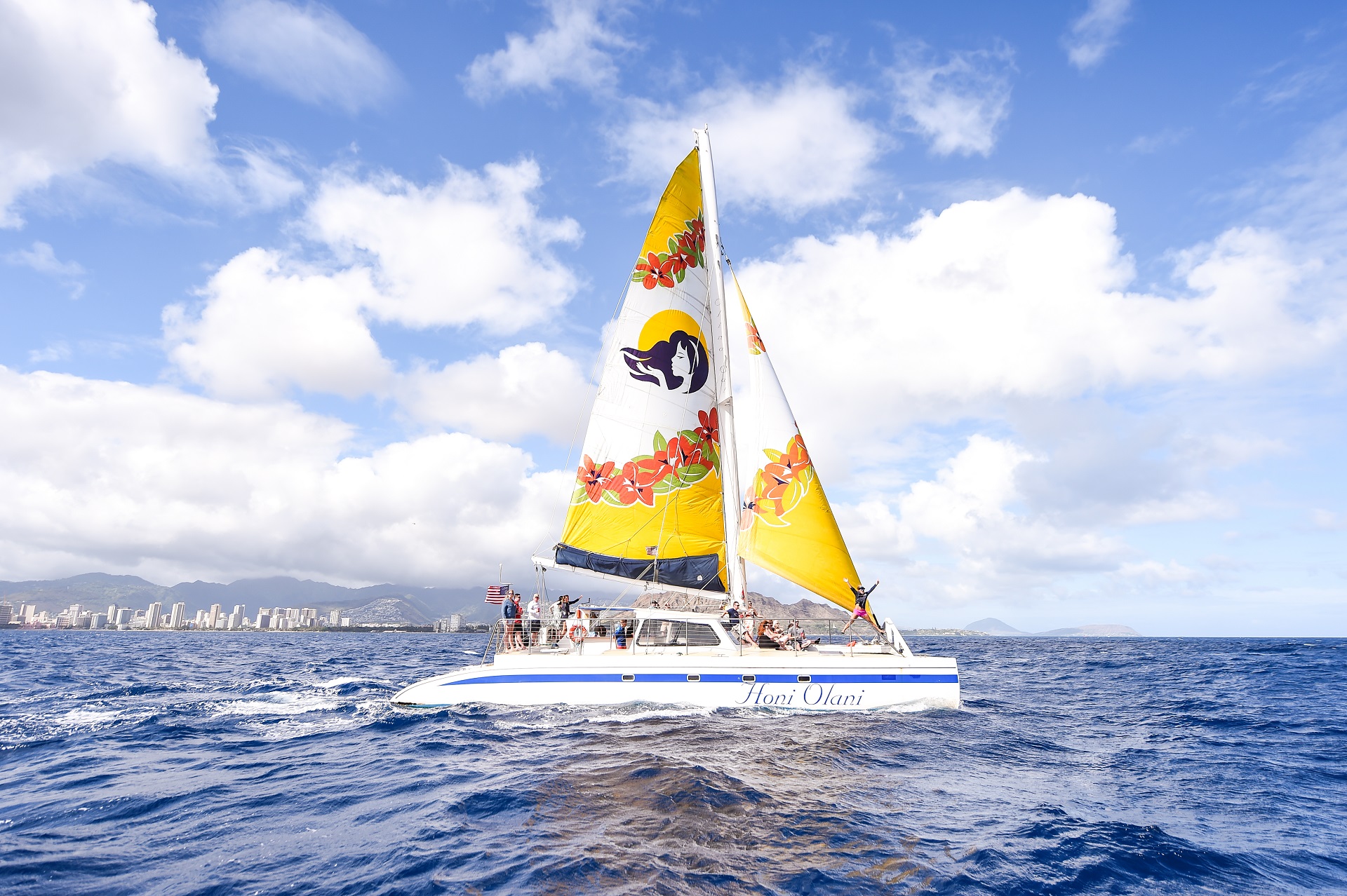 Kona Tradewind Sightseeing Sail: Honi Olani Catamaran | LeaLea Tours