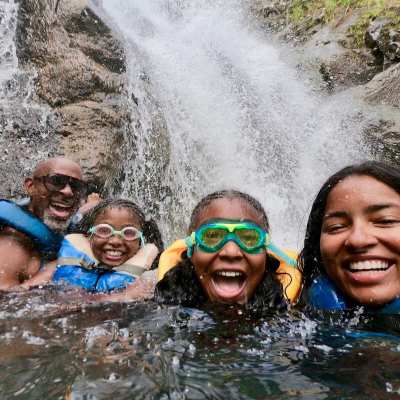 Family at Waimea Falls