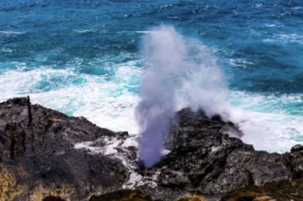 Halona Blowhole and Lookout