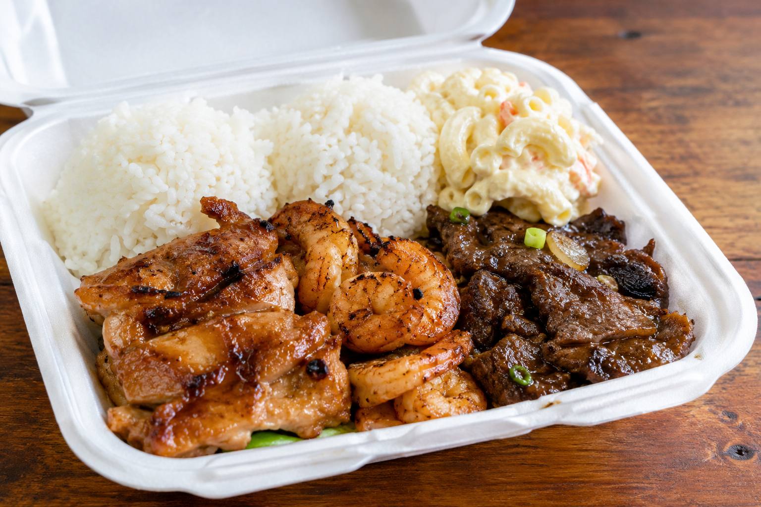 The Best Plate Lunch Spots on Oahu (And How to Reach Them Without a Car)